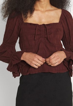 Blouse - brown