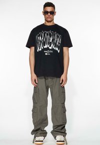 MJ Gonzales GRAFFITI X HEAVY - T-shirts med print - black