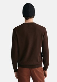 GANT SUPERFINE CREW NECK - Strickpullover - braun