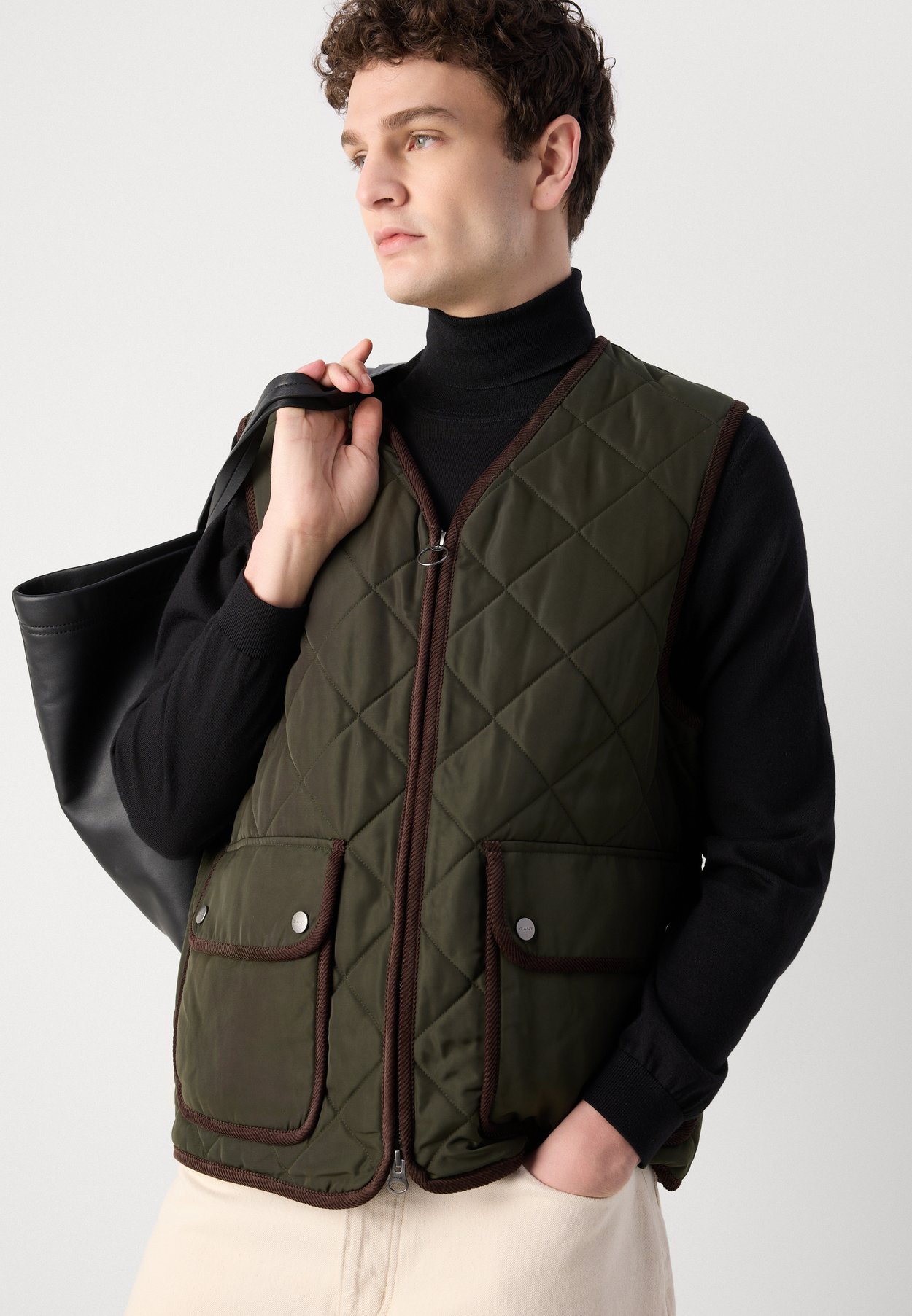 VEST