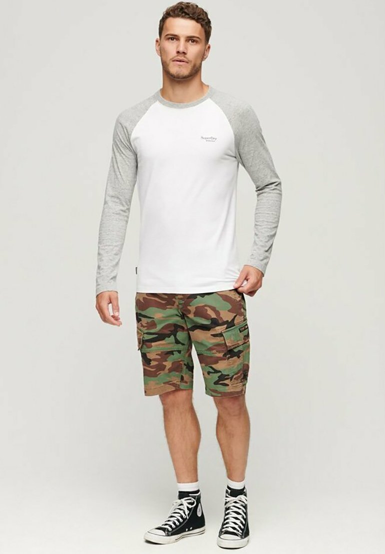 Tee-shirt Superdry Sport Technique Noir Et Vert - Taille L, Coupe Athlétique, Manches Courtes, Occasion Très Bon État
