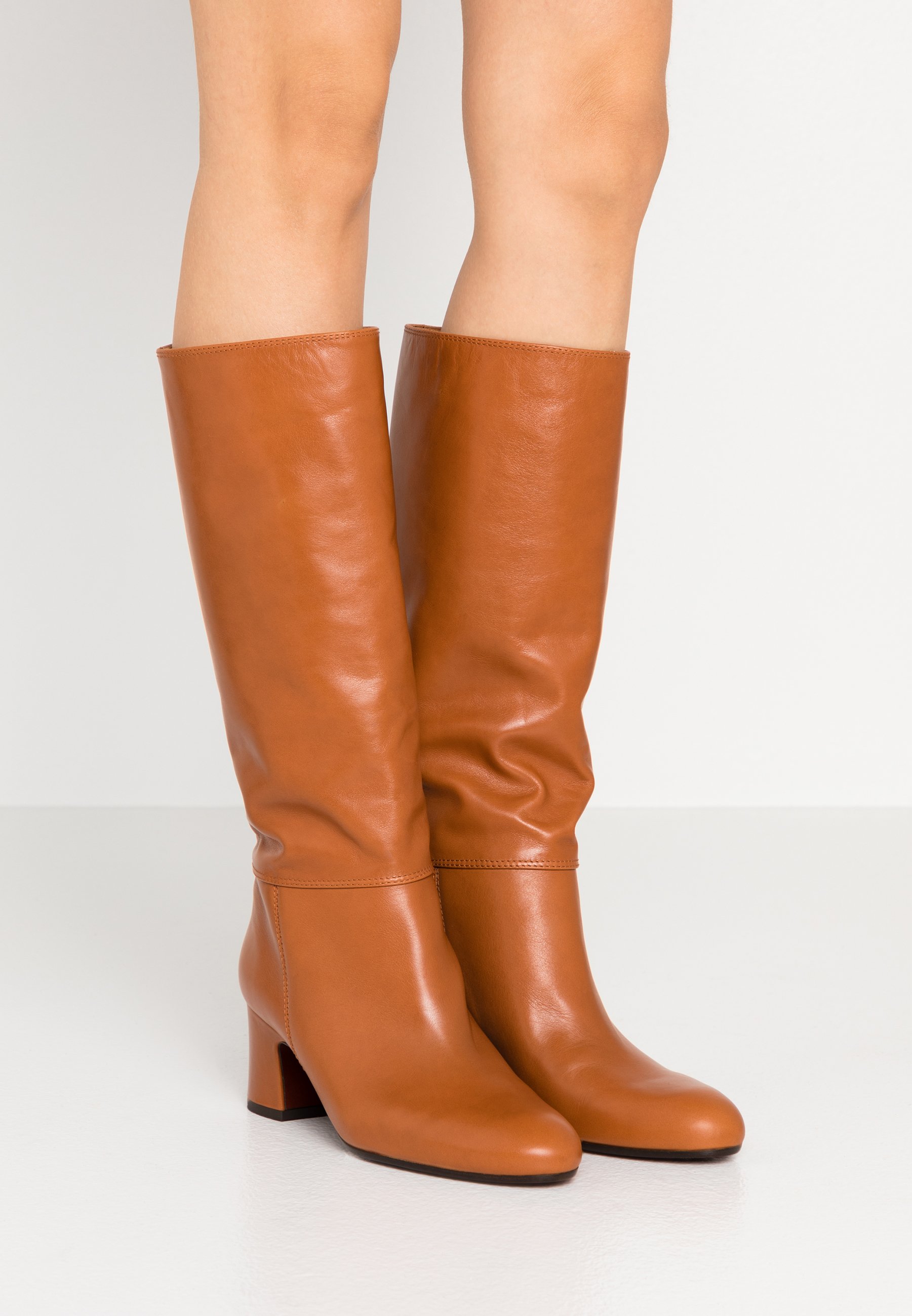 chie mihara boots