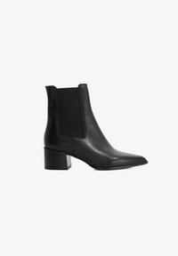 Sélectionné, black-leather