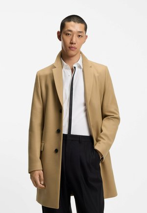 Mantel - beige six