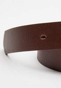 AKARDO RICARDO - Riem - brown