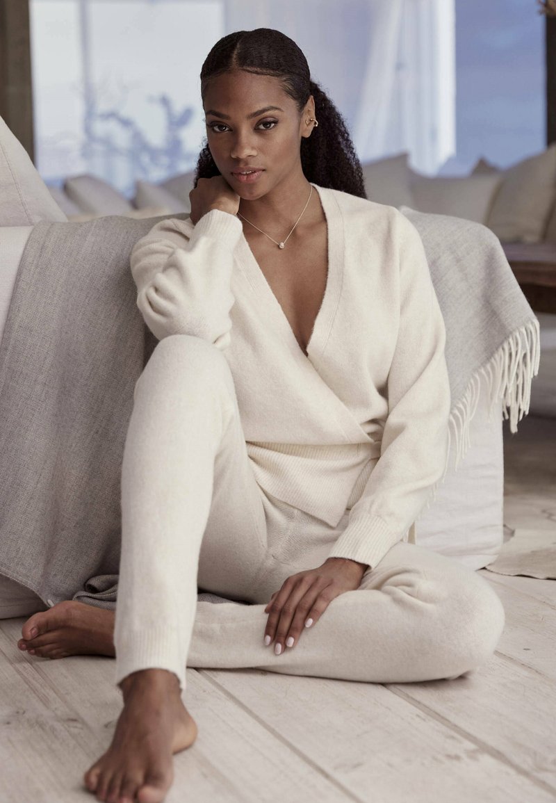 LASCANA WICKEL - Cardigan - creme