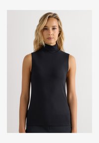 Selezionato, black