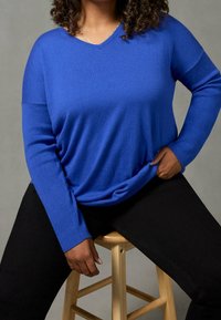 Live Unlimited London Strickpullover - blue