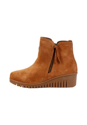 Wedge Ankle Boots - camel