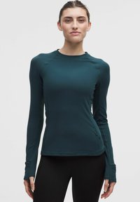 Unselected, indochine blue