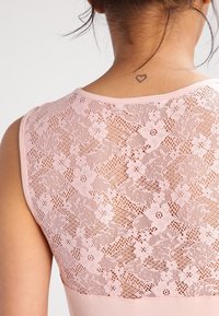 ONLY Jerseyklänning - light pink