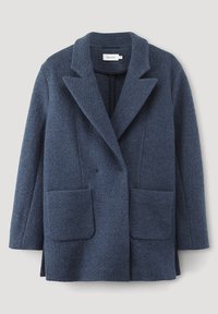 Mörkblå ullblandad kappa med en strukturerad design, snedskurna slag, två framfickor och en enstaka knappknäppning.