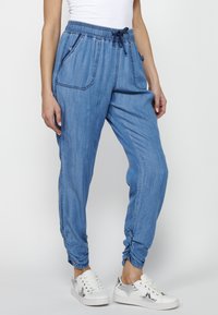 Koroshi JOGGING  - Treniņtērpa apakšdaļas - azul med medium blue