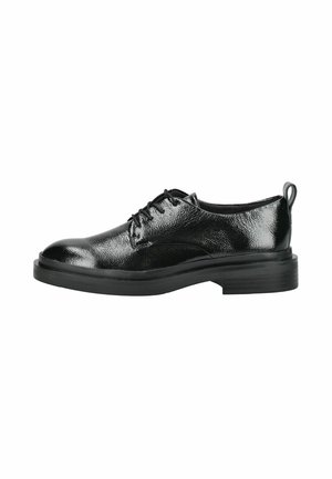 Glänzender schwarzer Leder Oxford-Schuh mit Schnürsenkeln, niedrigem Absatz, abgerundeter Spitze und Zuglasche hinten, im Seitenprofil auf weißem Hintergrund gezeigt.