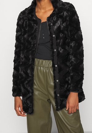 Cappotto invernale - black
