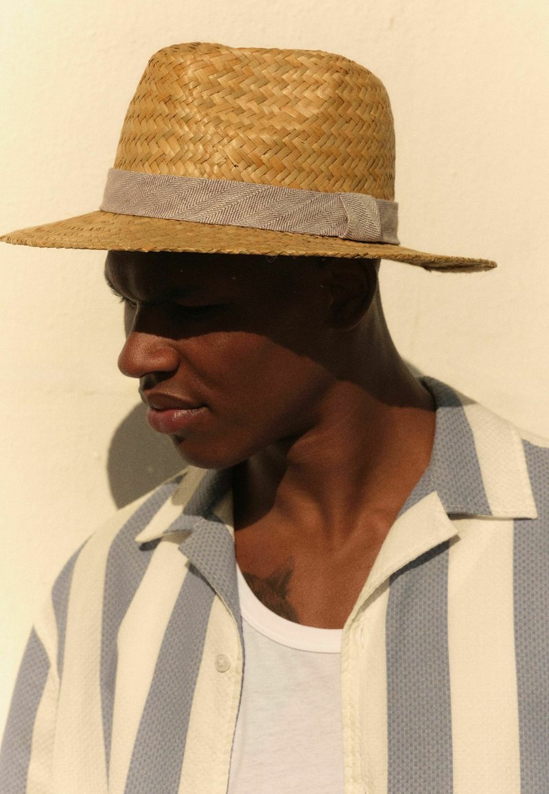 Next SEAGRASS PANAMA STYLE REGULAR FIT - Müts - natural straw