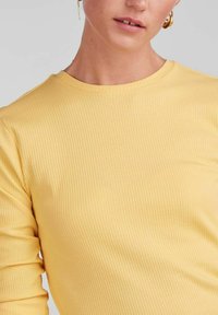 Pieces Langarmshirt - flax