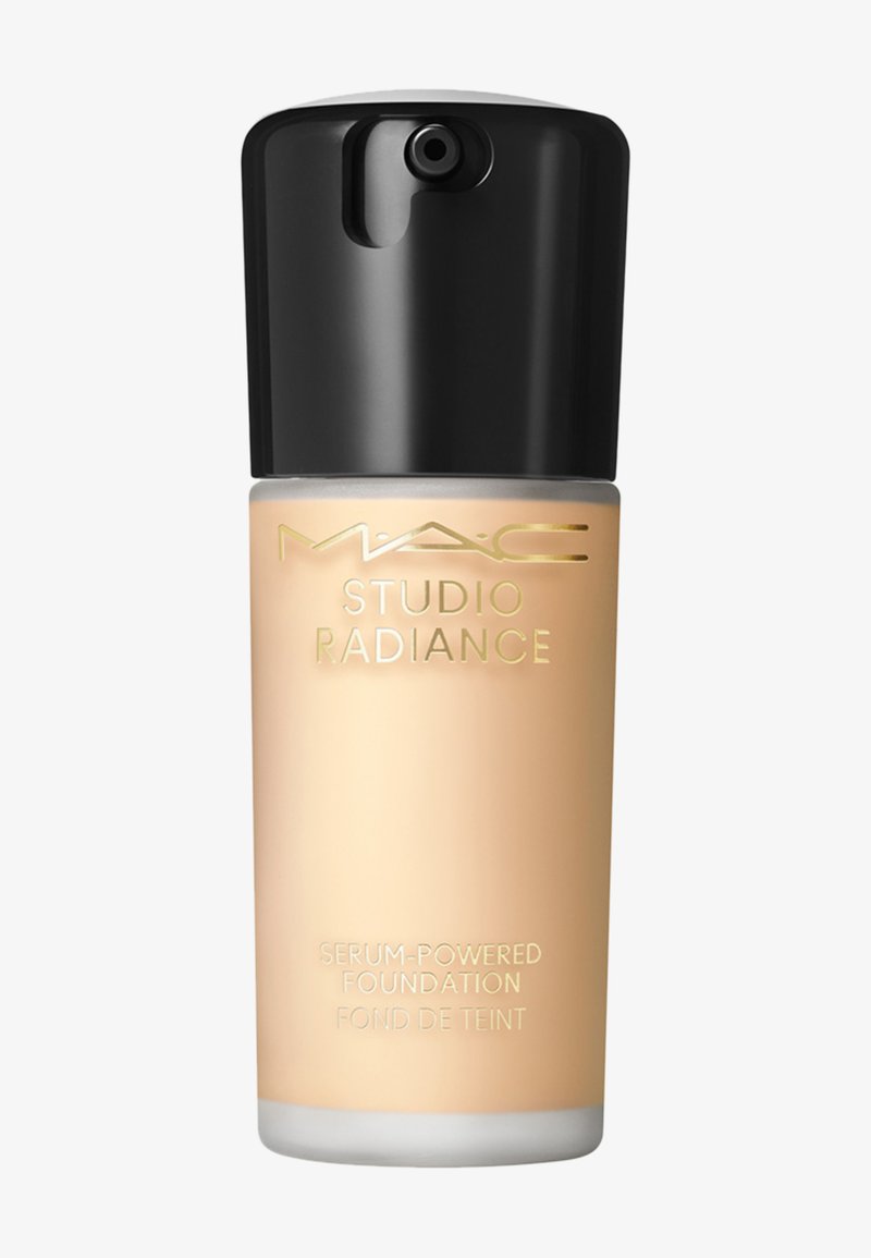MAC - STUDIO RADIANCE SERUM-POWERED FOUNDATION - Foundation - nc15, Forstørre