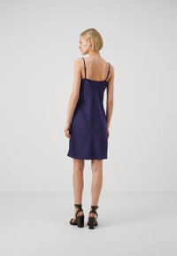 Samsøe Samsøe SAOLIVIA SHORT DRESS - Koktélruha / Partiruha - astral aura
