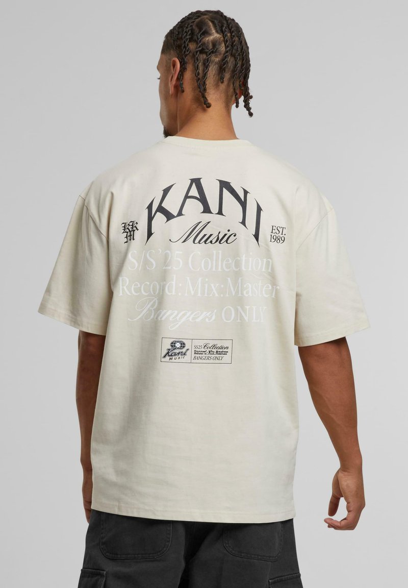 Karl Kani - MUSIC  - Marškinėliai su spaudiniu - beige, Padidinti