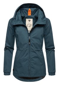 Blauwturquoise windbreaker jas met een ritssluiting aan de voorkant, verstelbare capuchon, elastische manchetten en een taillekoord. Inclusief binnenetiket en contrasterende accenten.