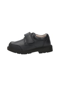 Zapato infantil de cuero negro con punta redonda, correa de velcro, cuello acolchado y suela de goma texturizada.
