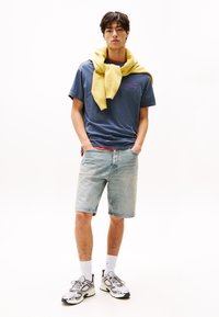 Thumbnail Image 3