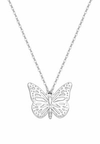 Srebrny naszyjnik z zawieszką w kształcie motyla o teksturowanym wzorze, z detalami na skrzydłach, zawieszony na delikatnym łańcuszku.