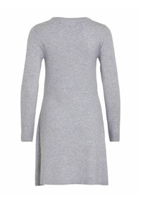 Robe grise à manches longues en tissu doux avec un col rond et une coupe décontractée, dotée d'un ourlet évasé. Texture lisse partout.