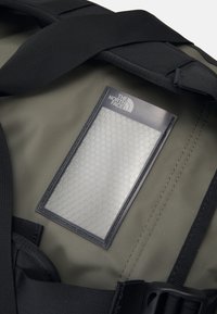 The North Face BASE CAMP DUFFEL - L - Reiseveske - new taupe green/black
