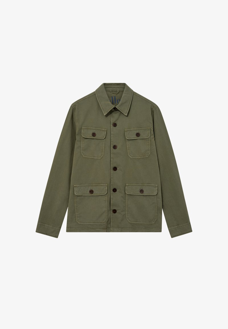 Oliven grøn jakke lavet af bomuld, med knaplukning foran, to brystlommer og to nederste lommer, med brune knapper.