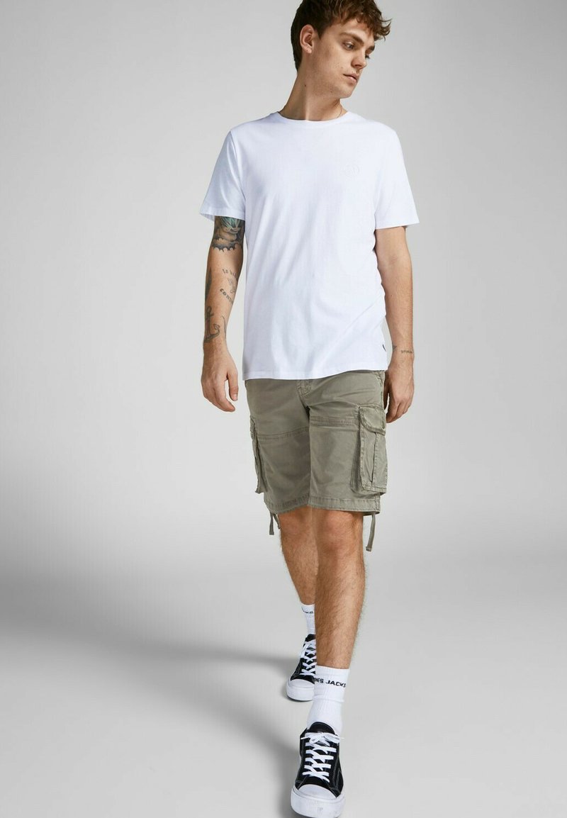 Jack & Jones Shorts - olive