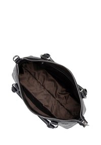 Borsa a mano in pelle nera con cerniere e accessori in argento. L'interno presenta una fodera liscia marrone con stampa del logo ripetuta. Profondità interna visibile.