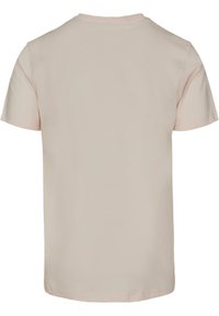 Camiseta de manga corta en algodón de color rosa claro, con un escote redondo y un corte recto. Textura suave, sin adornos ni estampados.