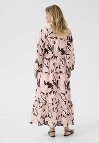 Cream REESE - Maxikleid - rose dust flower