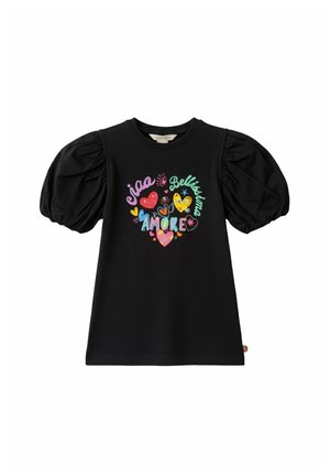 Schwarzes Kurzarmhemd mit aufgepufften Ärmeln und farbigem Herz- und Textdesign mit dem Schriftzug "Ciao Bellissima Amore" auf der Vorderseite.