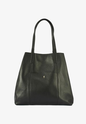 Czarna torebka typu tote z fakturowanej skóry, z cienkimi podwójnymi rączkami i małym złotym logo na przednim środku.