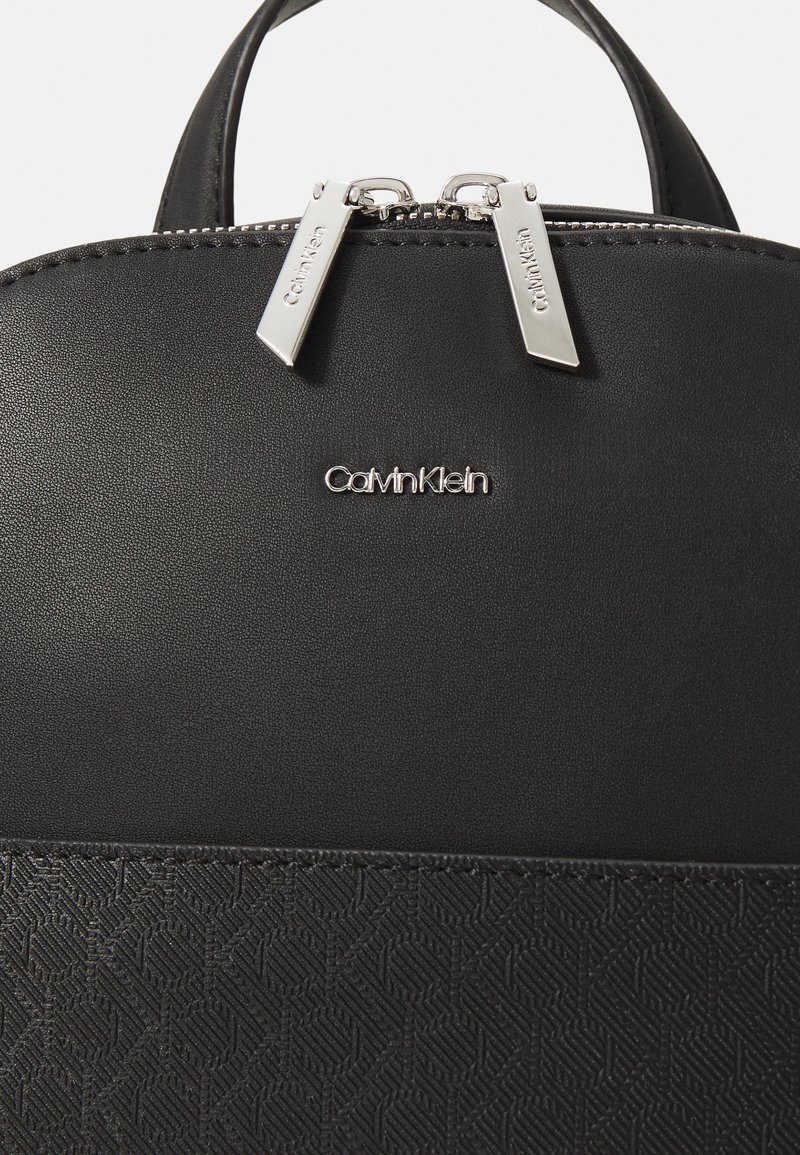 black gold belt bag lululemon Replying to @manda07 Black Lululemon Belt Bag with gold accents   #lululemonbeltbag2l #blacklululemon #plussizeblogger