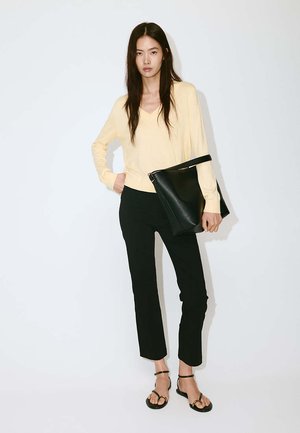 Mango ADULT - Pullover - light yellow