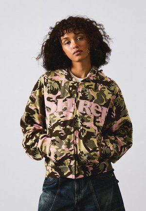 Bershka, HOODED JACKET WITH SHREK PRINT - Sweater met rits - khaki