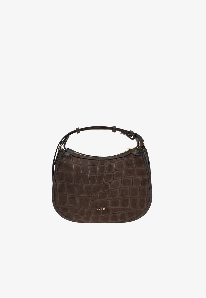 Sac à main en cuir texturé marron foncé avec une sangle courte et une fermeture éclair dorée, avec le logo "RYŁKO" en or sur le devant.