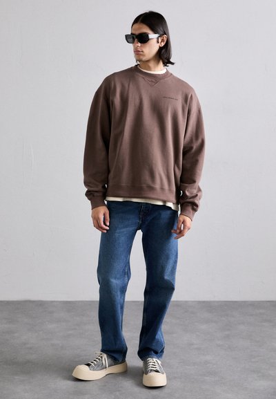 Holzweiler ANTHEM CREW - Sweatshirt - brown