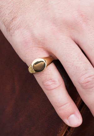 LUCLEON Ring - gold coloured