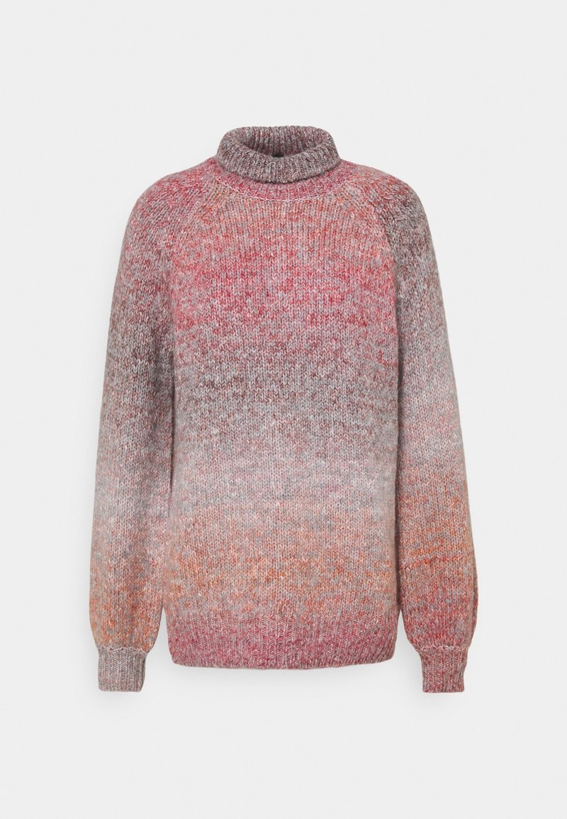 Pull à col roulé en tricot épais avec manches longues dans un dégradé de nuances rose, gris et orange.