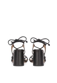 Kazar Varvassandaalit - black