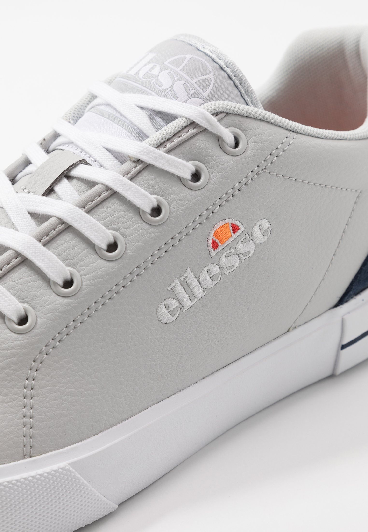 Ellesse TAGGIA Joggesko light greydark blue Zalando.no Ellesse TAGGIA Joggesko light greydark blue Zalando.no