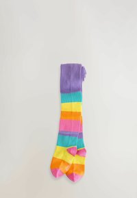 Viacfarebné ponožky po kolená s horizontálnymi pruhmi v purpurovej, ružovej, oranžovej, žltej a teal farbe. Mäkka textúra s kontrastnými ružovými špičkami.