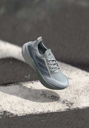 ULTRABOOST 5X - Zapatillas running asfalto - lgh solid grey/grey/halo silver-coloured