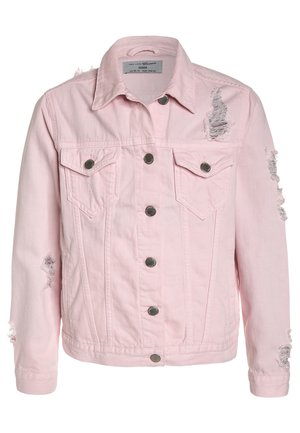 Lyserød cowboyjakke med knapper foran, to brystlommer og slidte detaljer på ærmer og front.