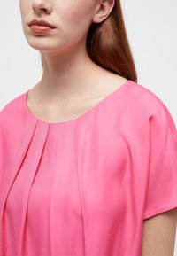 Eterna VISCOSE SHIRT - LOOSE FIT - T-Shirt basic - magnolia